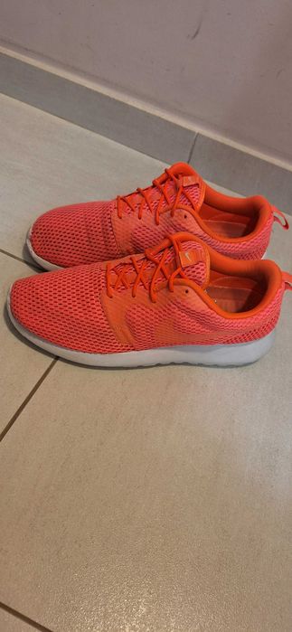 Nike Маратонки  и обувки