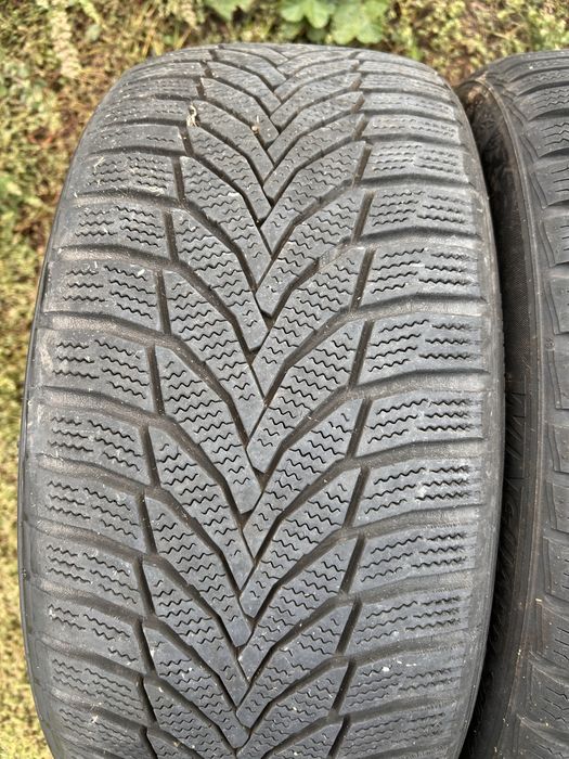 2 зимни гуми nexen 225 45 17 6mm