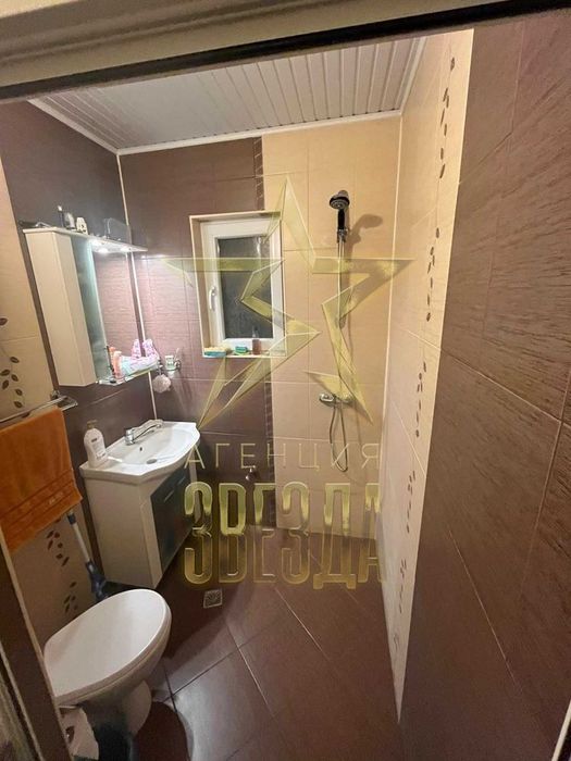 Продава се Двустаен апартамент в Пловдив, Кючук Париж - 60 кв.м за 1542 €/кв.м - Снимка #2