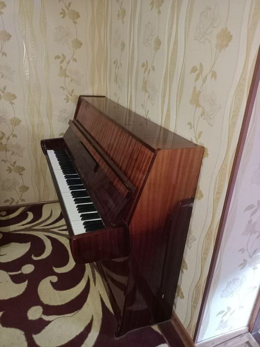 Srochna "BELARUS" Pianino sotiladi