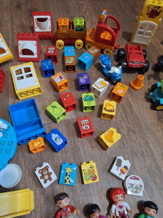 Большая коробка LEGO DUPLO