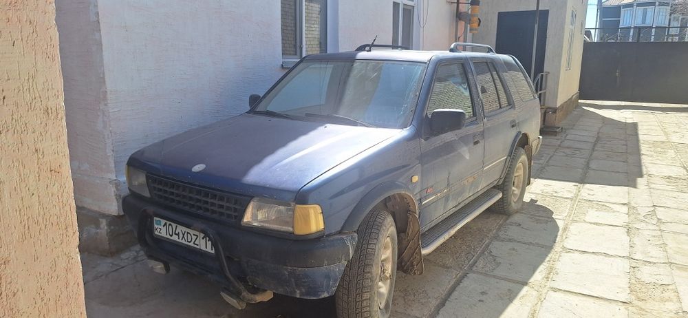 Опель Фронтера А