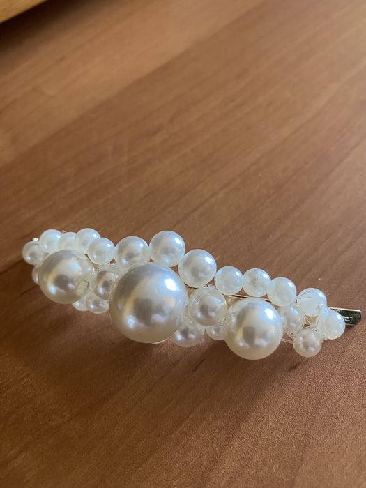 Бижутерия, броши