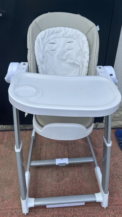 шезлонг 2 в 1  стульчик с музыкой