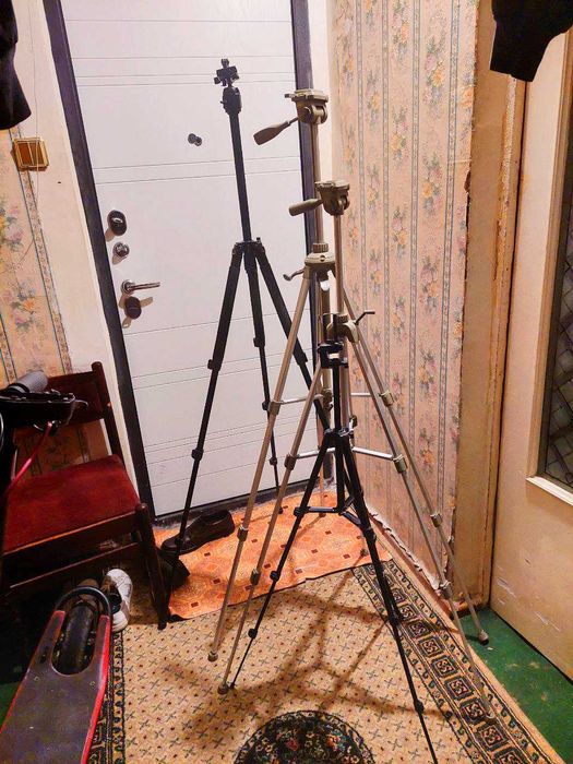 продам штативы для телефонов фото и видеокамер.
