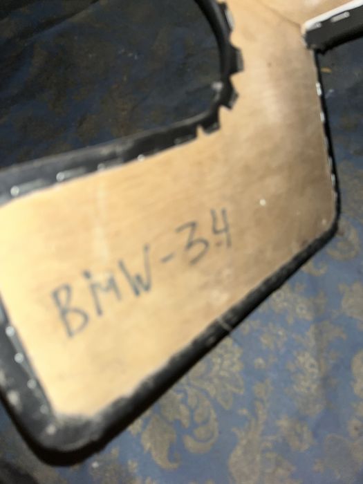 Продам подлокотник Е34