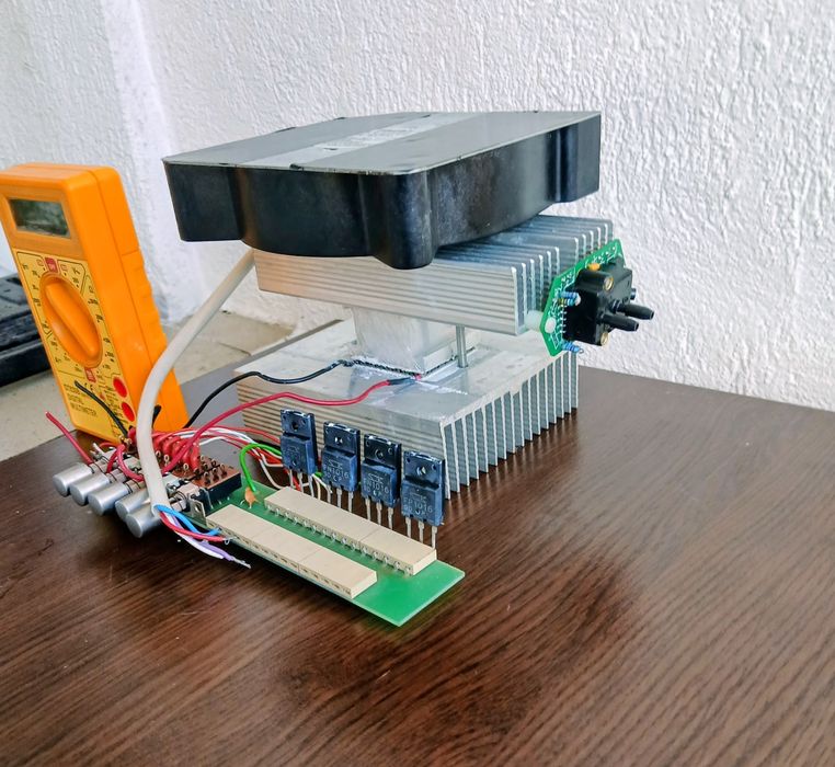 Vând radiator activ cu celulă Peltier.