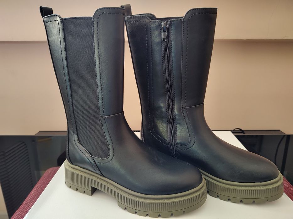 нови, Deichmann, №36/ 50% отстъпка