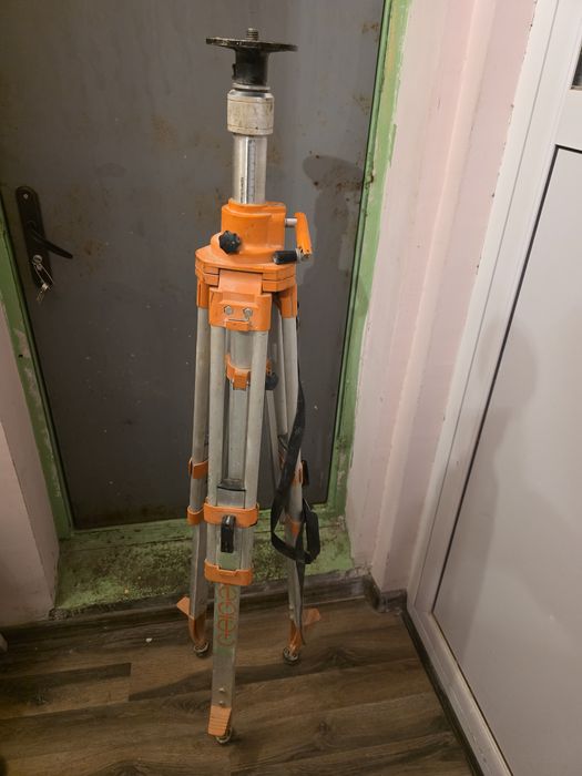 Измервателен уред лазер  Geo-Fennel FL 500HV-G