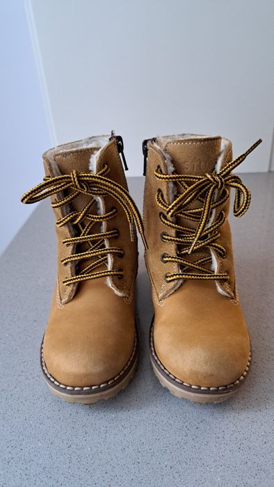 Ghete STUPS cu blana 25