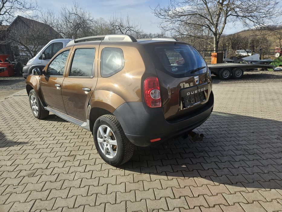 Dacia Duster 1.6 benzină 4 x 4