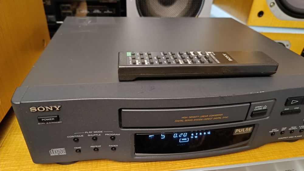 СД проигрыватель Sony cdp-m33