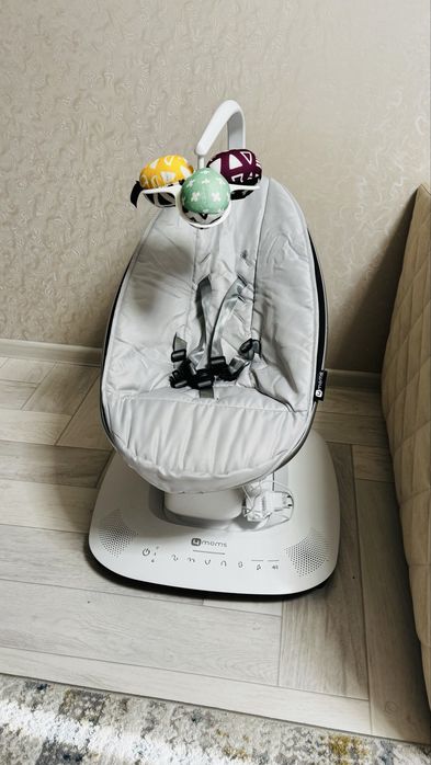Электрокачели 4moms