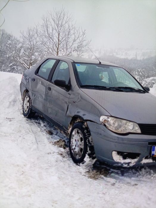 Vând fiat la preț bun