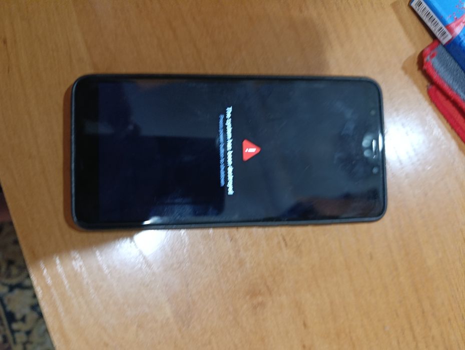 Продам телефон Redmi 5