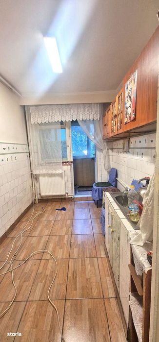 Apartament 2 camere, semidecomandat