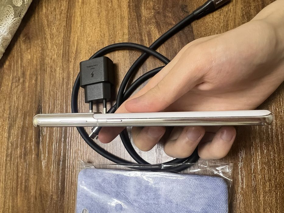 SAMSUNG S21 5G 8/256gb