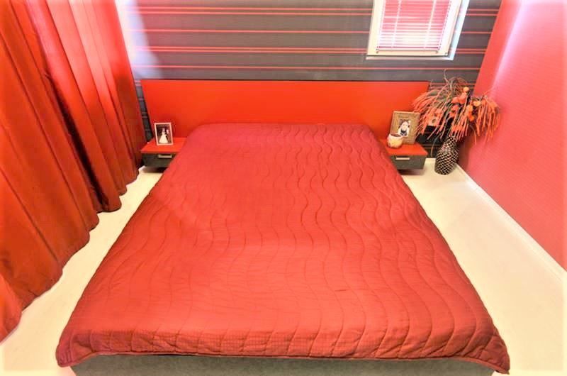 Дава се под наем Тристаен апартамент в София, Зона Б-5 - 75 кв.м за 548.25 € - Снимка #3