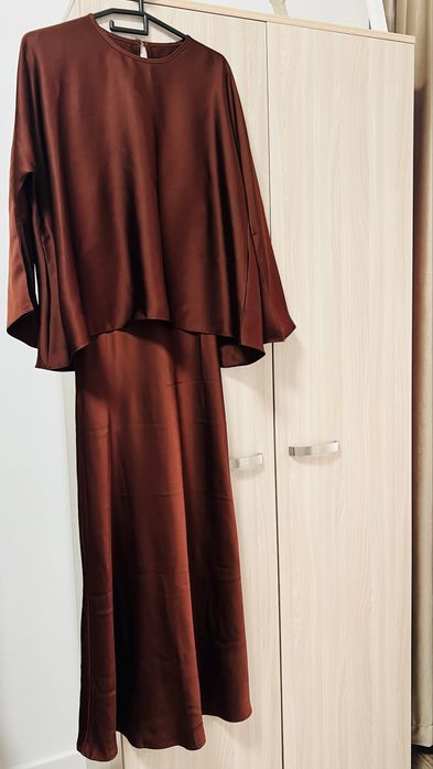 Сумка и платья вечерние