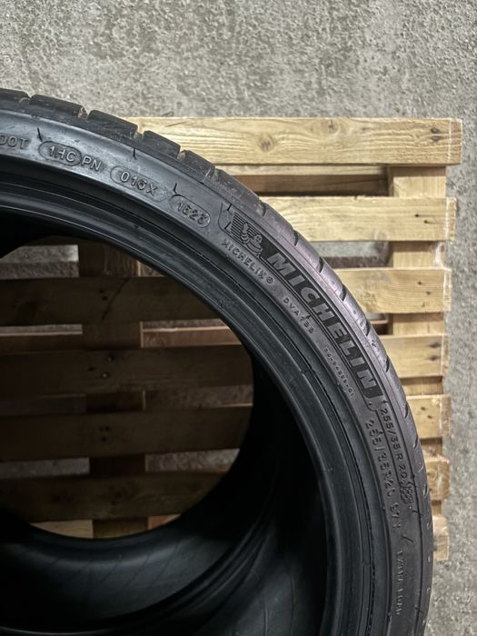 Cauciucuri iarna 225 45 18 ca NOI Matador 255 35 20, 225 45 18, 245 40