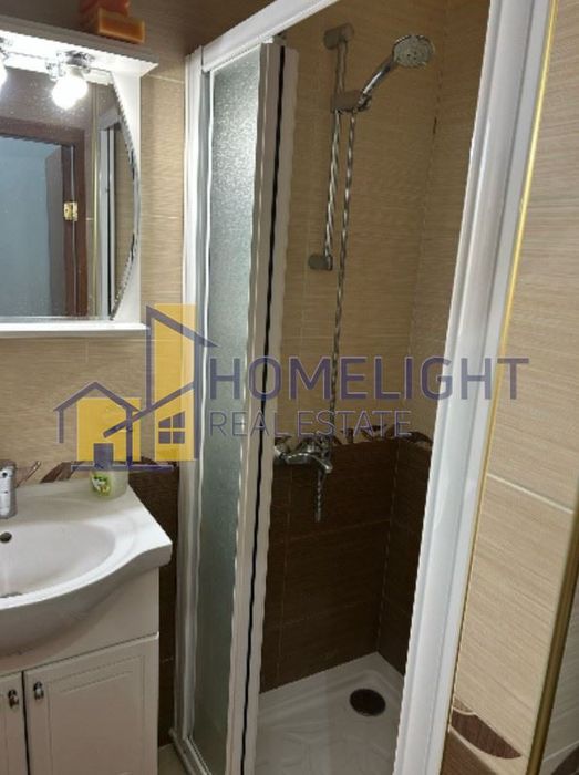 Двустаен апартамент в кв. Красно село