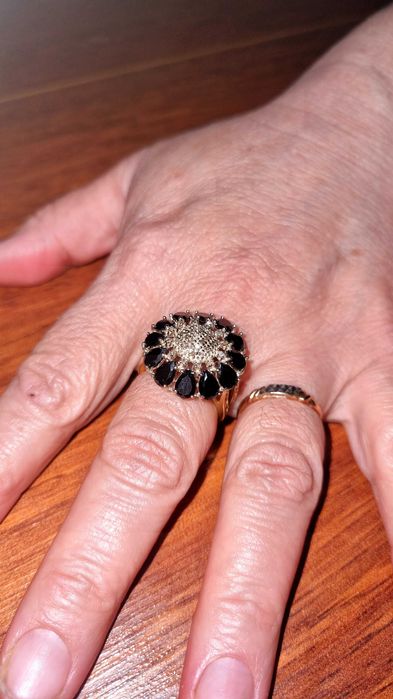 Узук ва сирга коплект