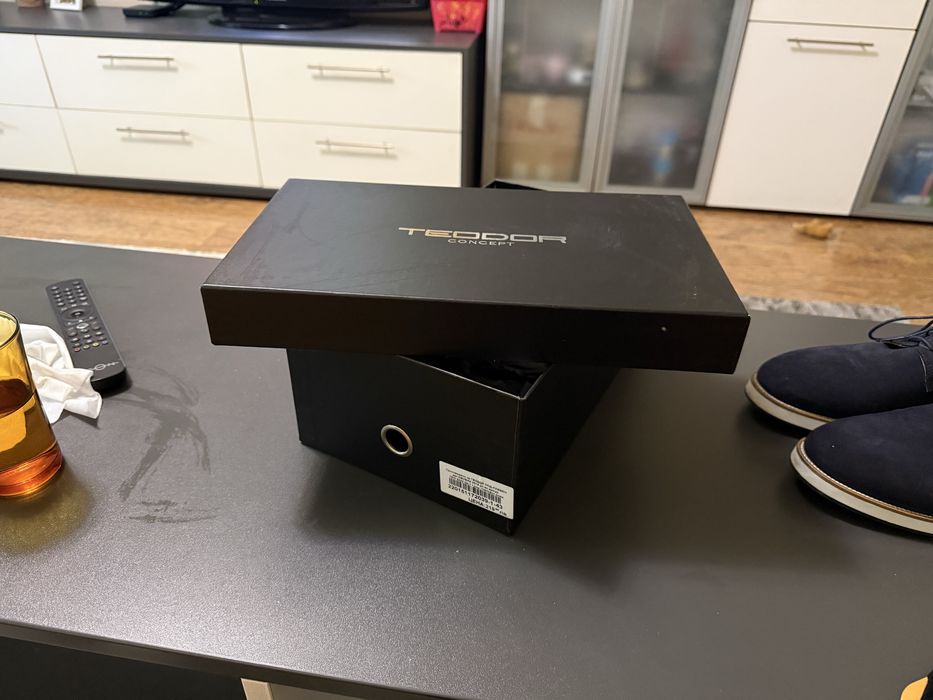 Продавам мъжки обувки Teodor