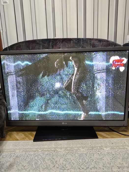 Телевизор плазменный LG 107 см