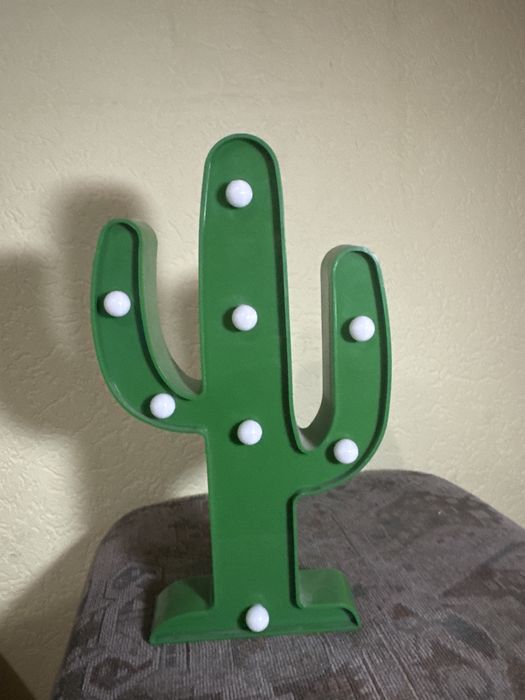 Светильник кактус