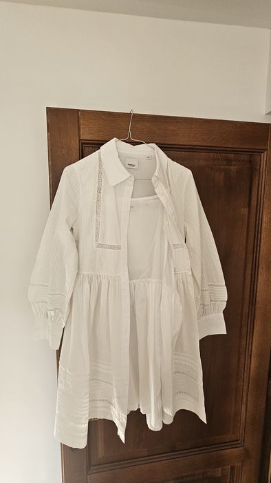Vand rochite Burberry etc autentice