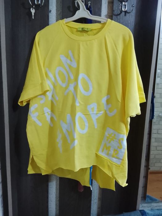 Продам новый летний костюм.