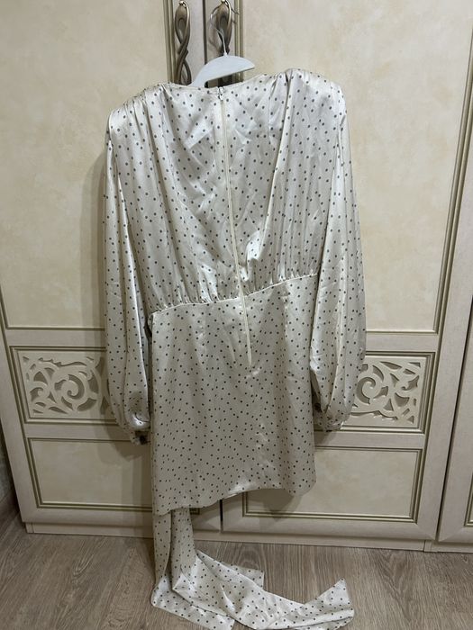 Вечернее платье женское со шлейфом