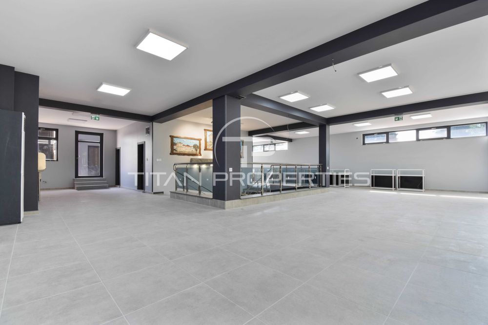 Продава се Промишлена сграда в Асеновград - 1650 кв.м за 1261 €/кв.м - Снимка #4