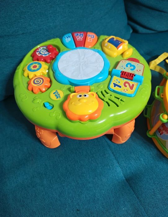 Masa activități muzicala și tobe