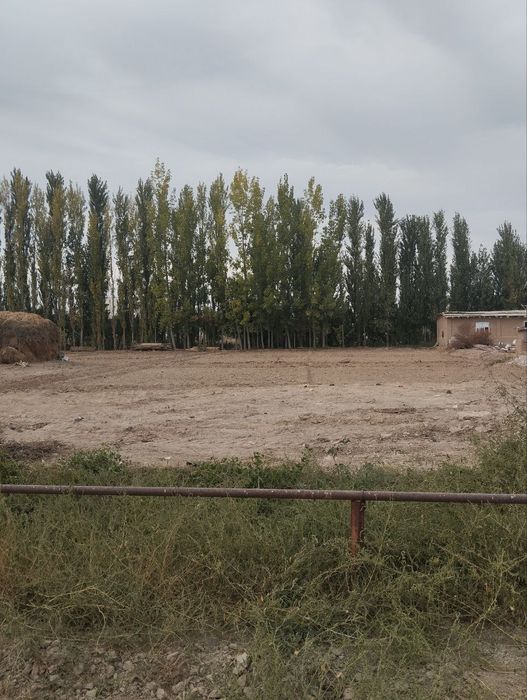 Участка сотилади