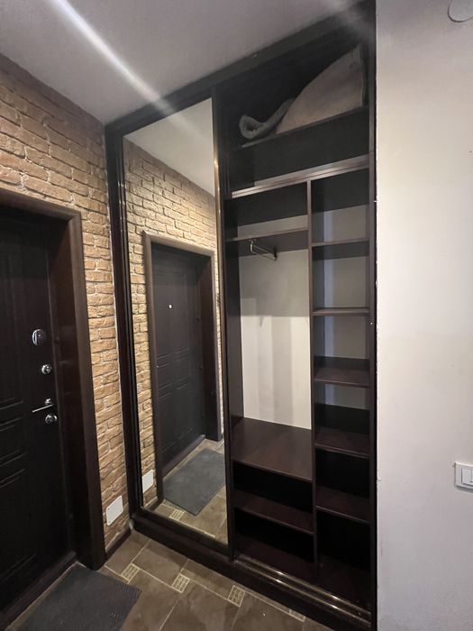 Продам шкаф-купе