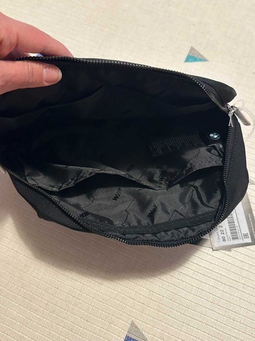 BMW M Несесер за тоалетни принадлежности - Чудесен Коледен подарък