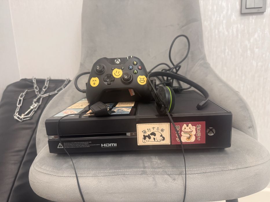 Xbox one 500gb идеальный