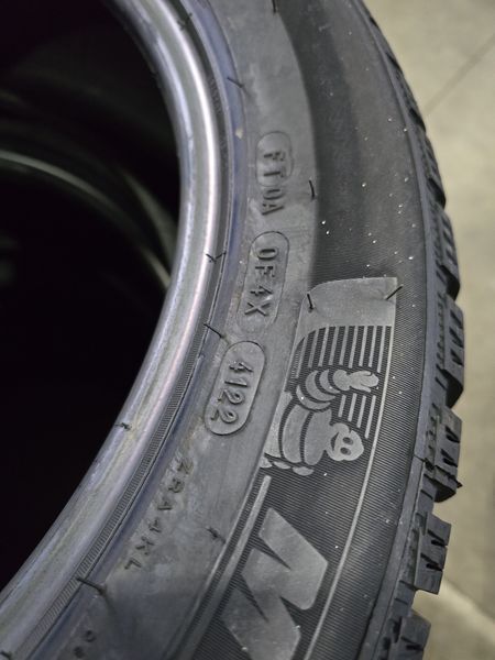 225/50/17 MICHELIN 4бр