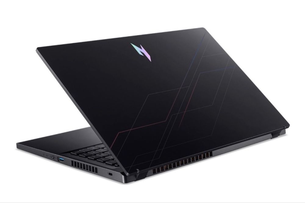 Продам ноутбук Acer Nitro v15 core-i7 rtx 5050