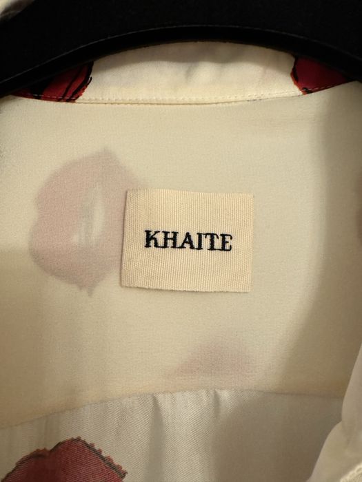 Дамска риза с целувки от Khaite!