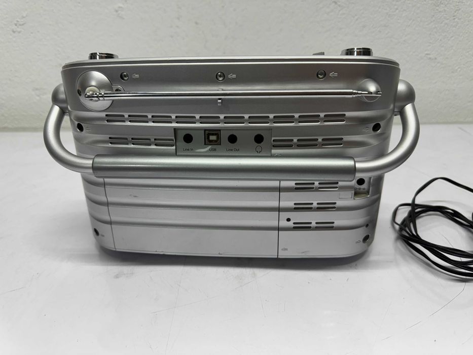 Радио - Roberts RD-41