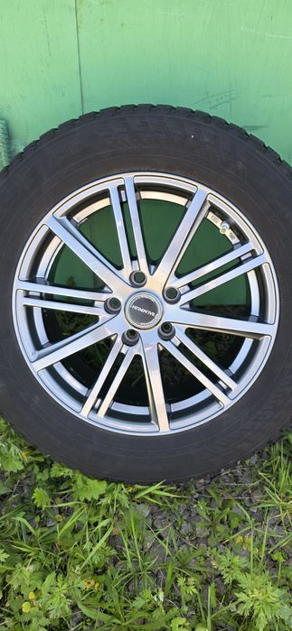 Hakkapeliitta 10 suv 225/65/17