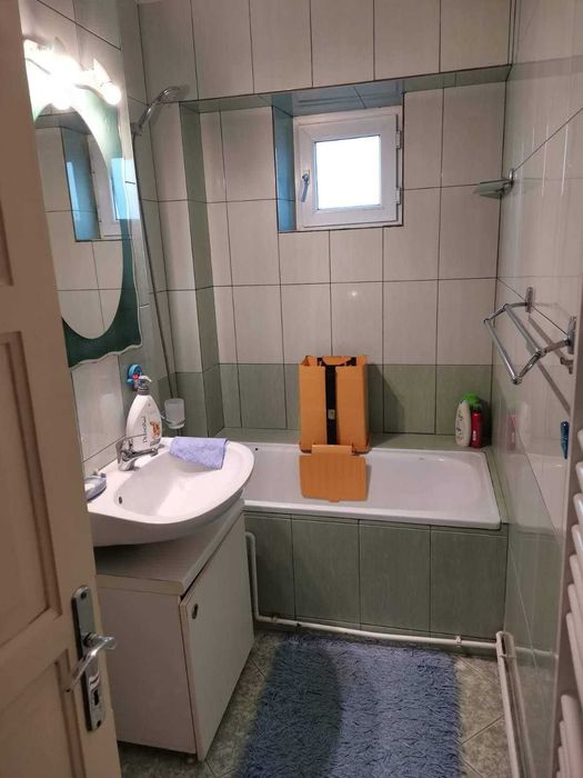 Apartament mobilat și utilat