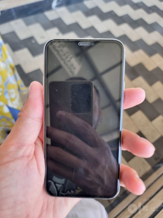 Iphone 11 pro sotiladi