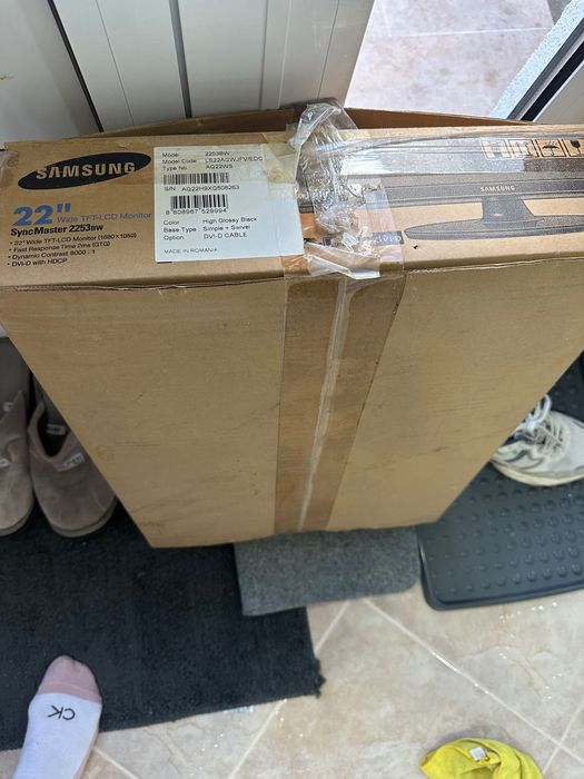 Монитор Samsung SyncMaster 2253BW 22”