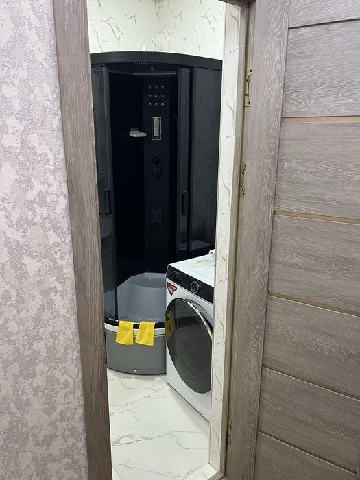 2 Крмнатная кватрира (ЕВРО РЕМОНТ )