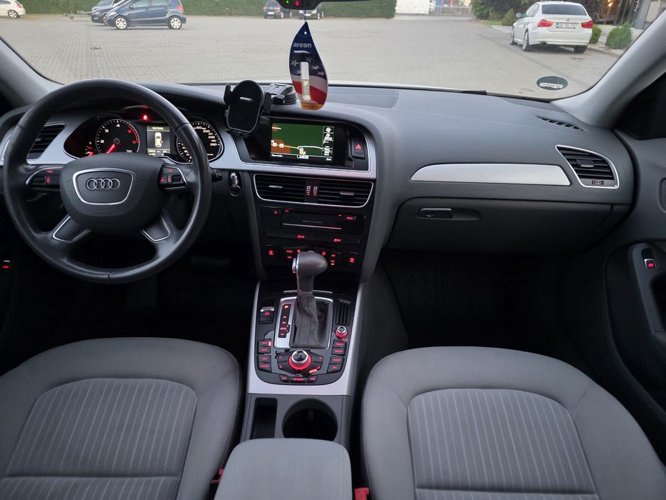 Vând Audi A4 S-line 2015 euro 6( 190) CP prețul este ușor negociabil