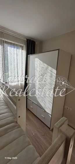 Тристаен Обзаведен апартамент в Трошево !