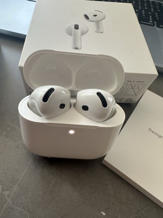 Airpods 4 with ANC